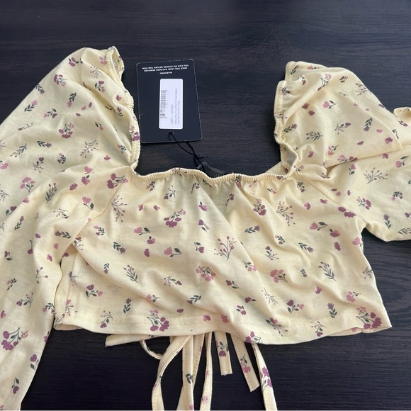 Pretty little thing Yellow mini skirt and top - Picture 11 of 16